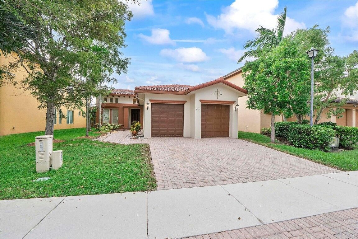 Property Photo: 8215 NW 125th Lane FL 33076
