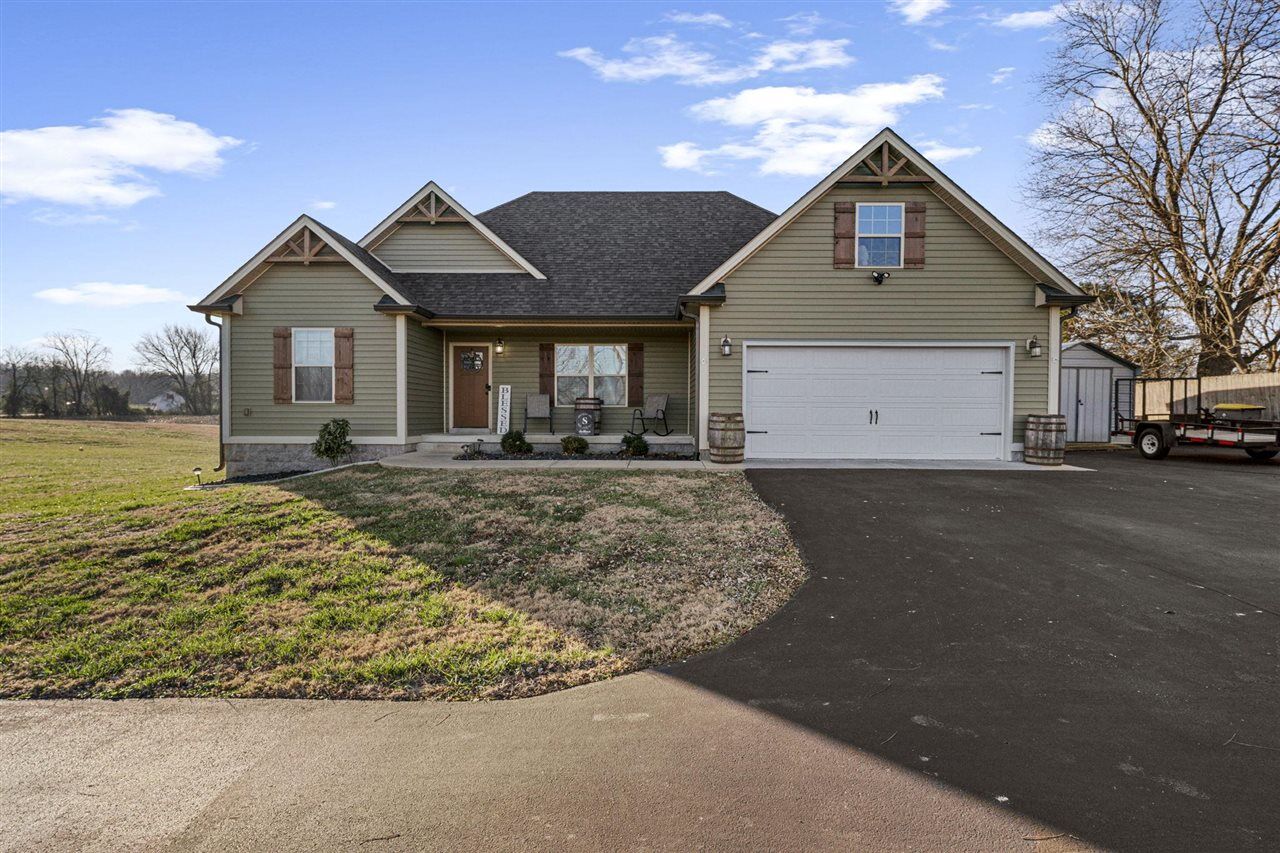 Property Photo:  447 New Grove Road  KY 42171 