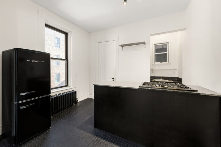 Property Photo:  84 Grove Street 12B  NY 10014 