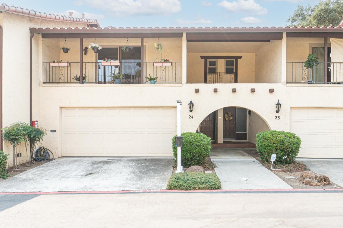 Property Photo:  120 Carlton Avenue 24  CA 95032 