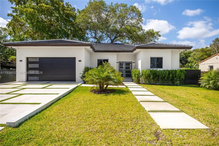 Property Photo:  1030 NE 121st St  FL 33161 