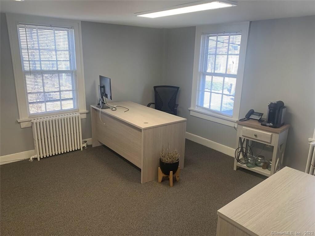 Property Photo:  168 East Avenue 6  CT 06851 