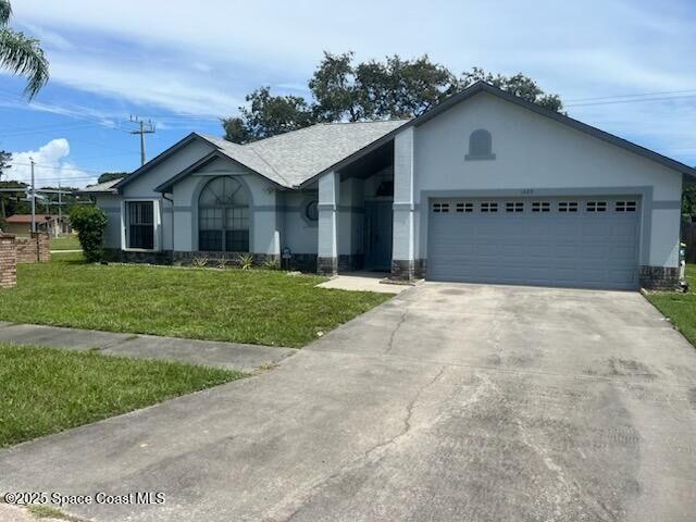 Property Photo:  1689 Sweetwood Drive  FL 32935 