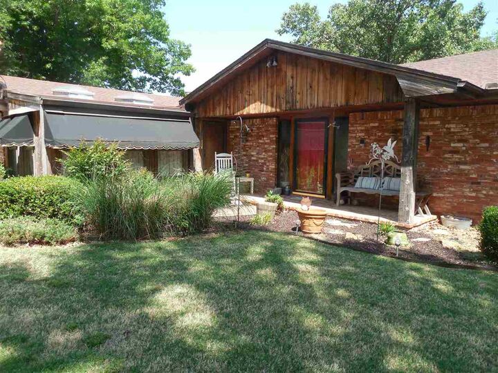 Property Photo: 5324 W Country Club Drive OK 74074
