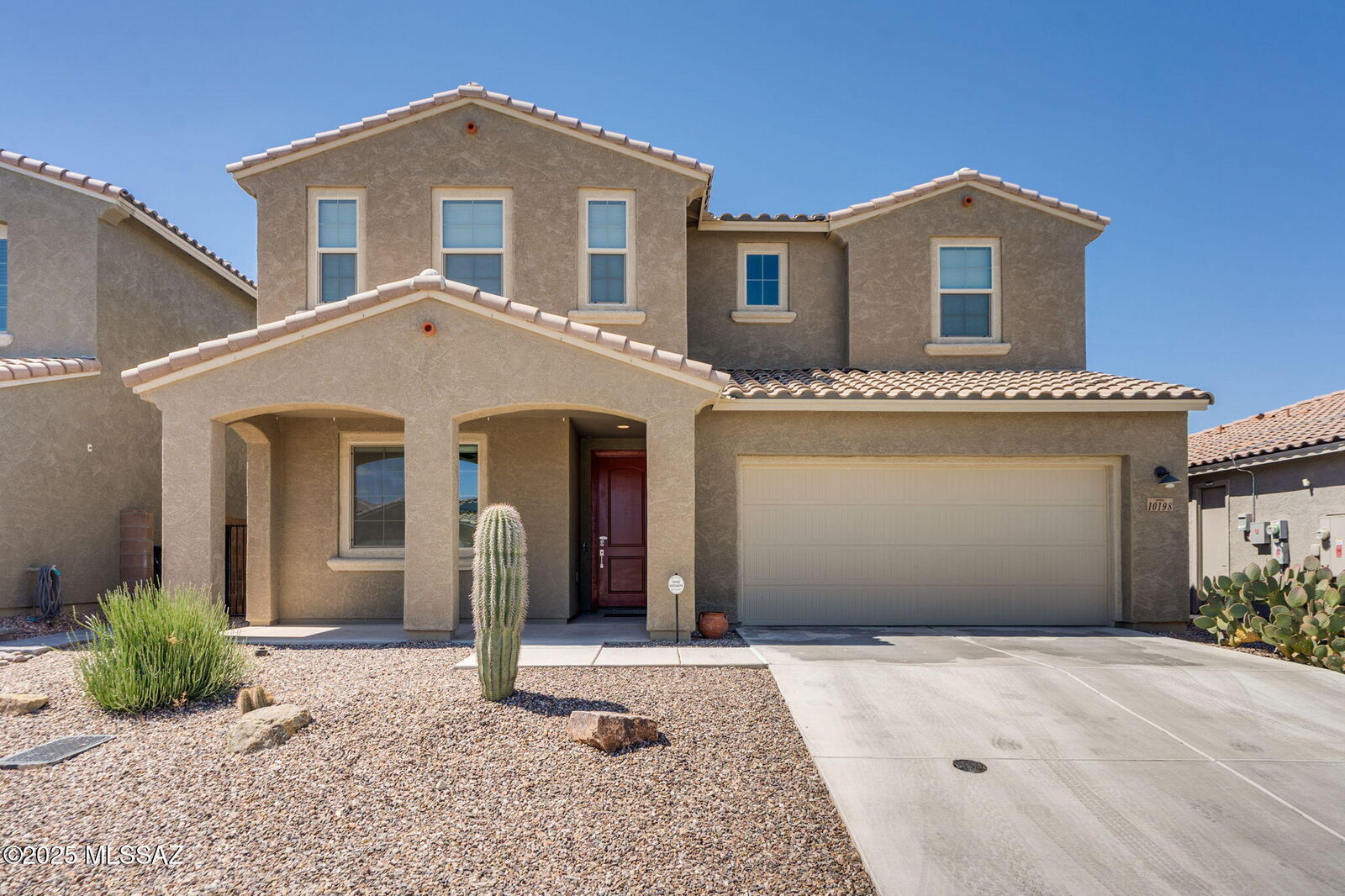 Property Photo:  10198 E Boulder Hop Trail  AZ 85747 