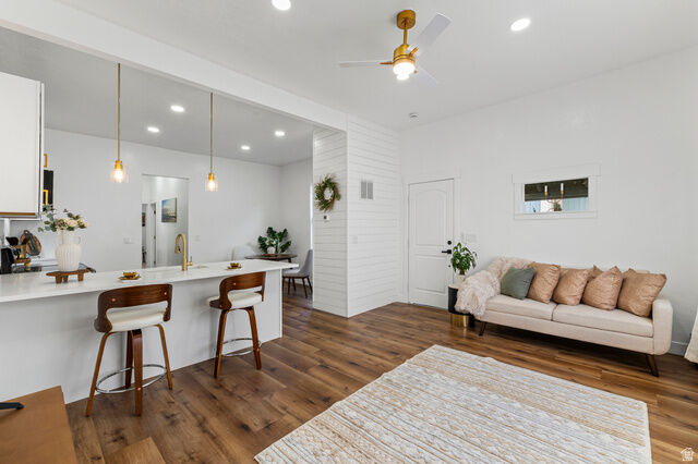 Property Photo:  774 W 100 S  UT 84104 