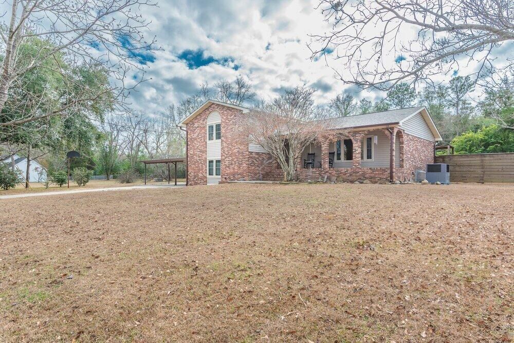 Property Photo:  155 Garden Drive  SC 29853 