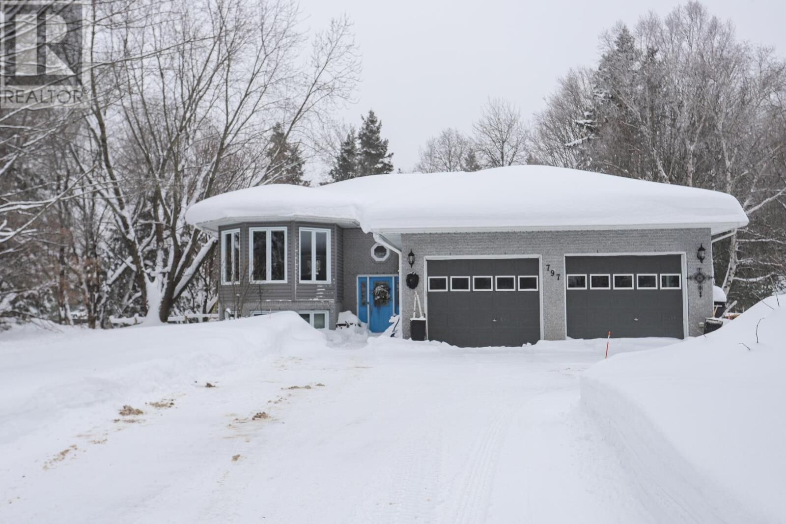 Photo de la propriété:  797 Fifth Lin E  ON P6A 6J8 