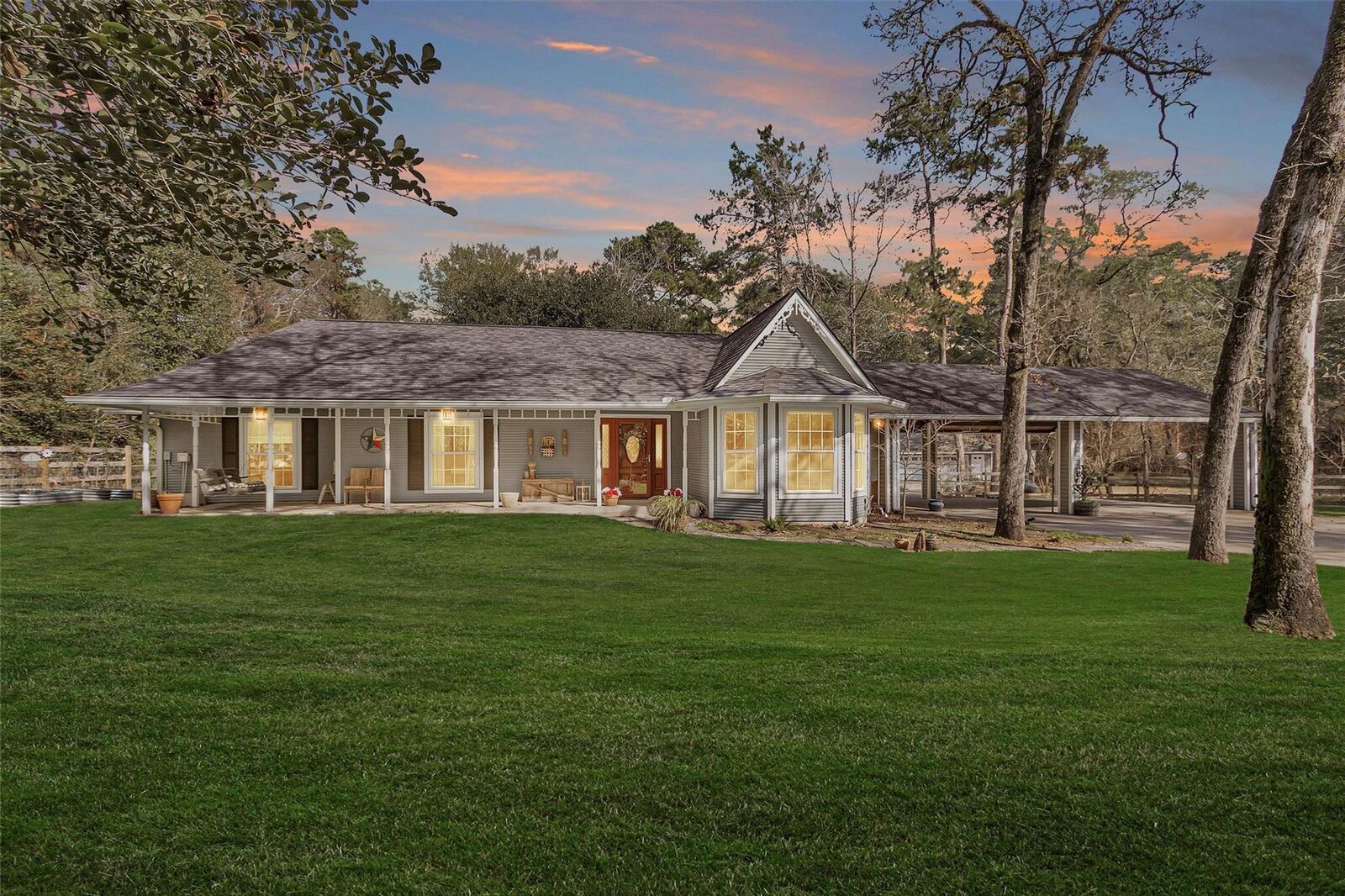 Property Photo: 40610 Mill Creek Road TX 77354