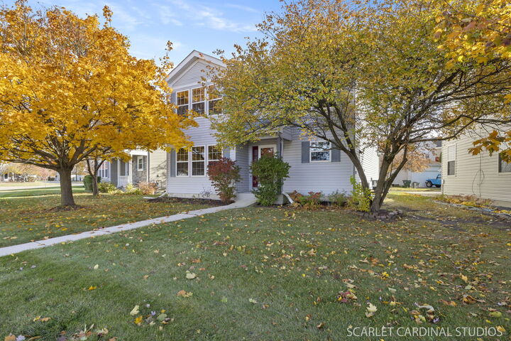Property Photo:  34 Waterbury Circle  IL 60543 