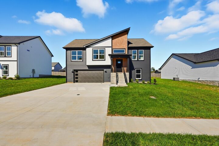 Property Photo: 172 Leitrim Dr TN 37042