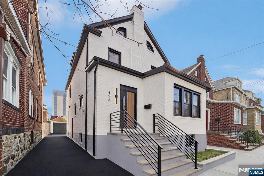 Property Photo:  8608 2nd Avenue  NJ 07047 