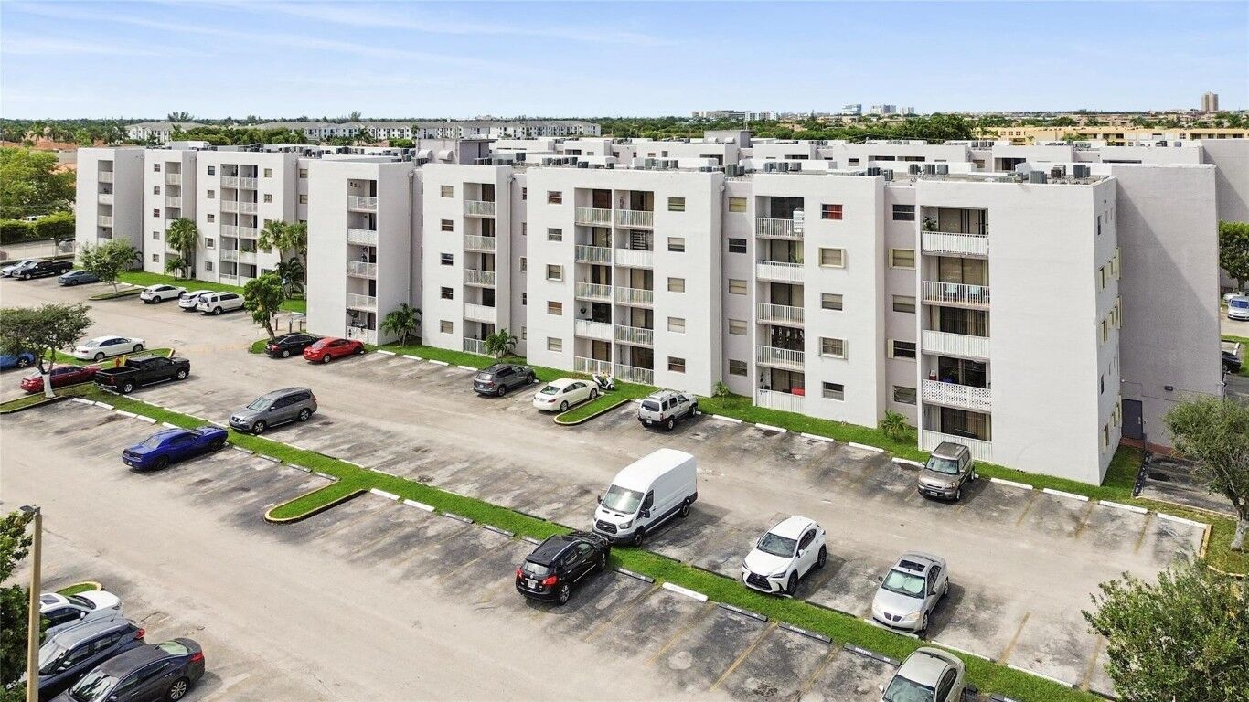 Property Photo:  8145 NW 7th Street 320  FL 33126 