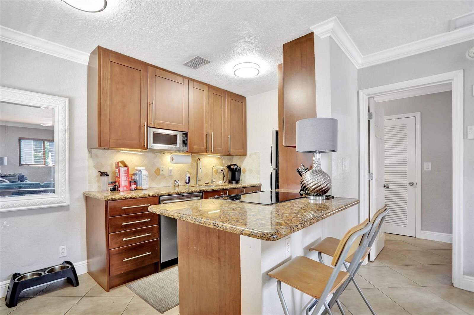 Property Photo:  1311 NE 18th Street 207  FL 33305 