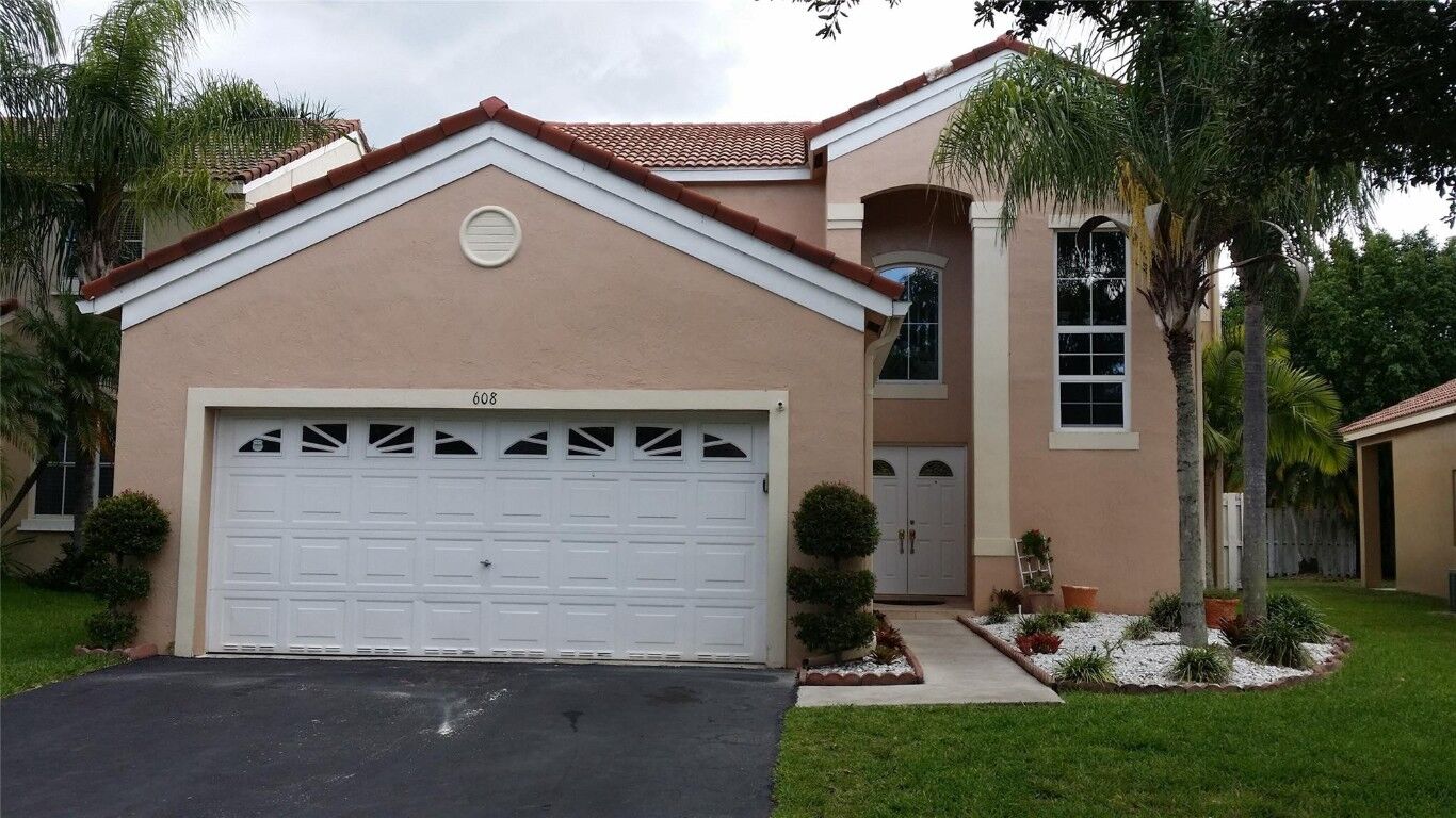 Property Photo: 608 Stanton Drive FL 33326