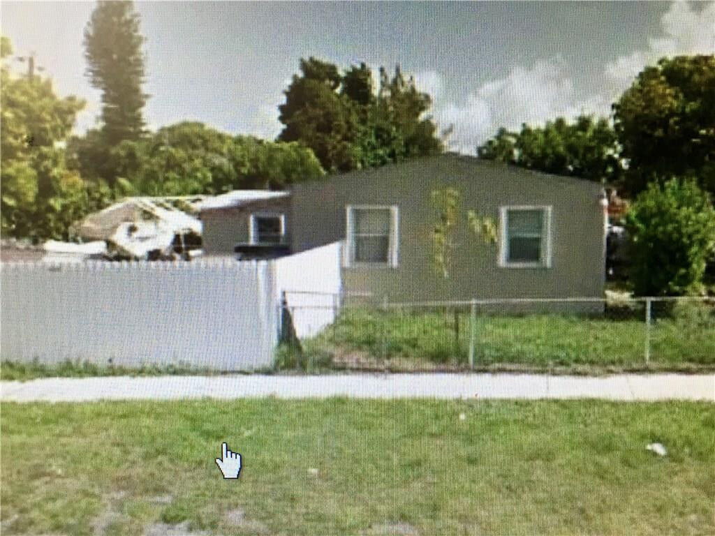 Property Photo:  15900 NW 40th Court  FL 33054 
