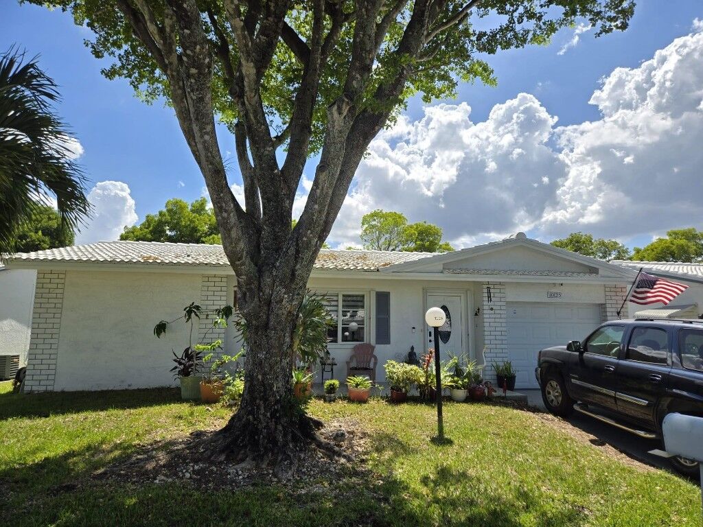 Property Photo:  1025 NW 90th Way  FL 33322 