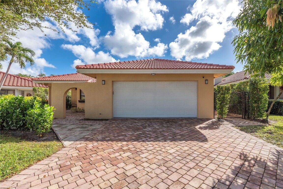 Property Photo:  6191 Sweet Maple Lane  FL 33433 