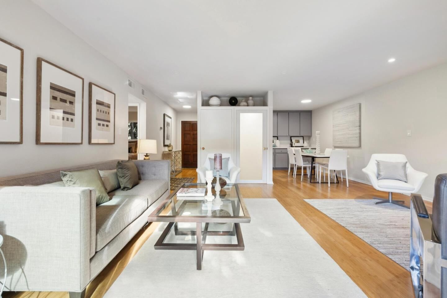 Property Photo:  453 North Rengstorff Avenue 17  CA 94043 