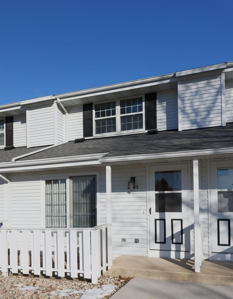 Property Photo:  2545 North Lexington Drive  WI 53545 