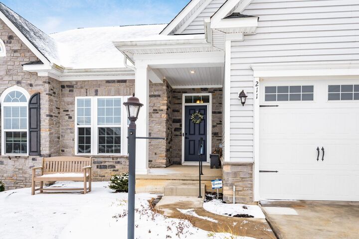 Property Photo: 211 Passina Court OH 43015