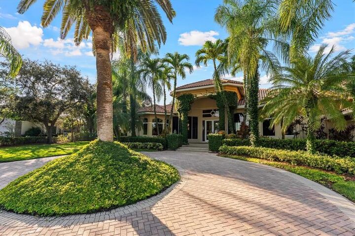 Property Photo:  3060 Paddock Rd  FL 33331 