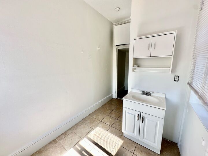 Property Photo:  521 Willow Ave 4R  NJ 07030 