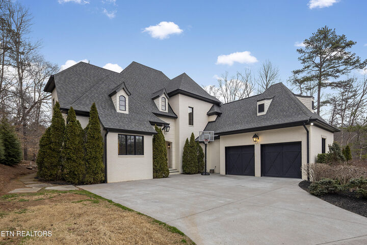 Property Photo:  5401 Mill Ridge Drive Drive  TN 37919 