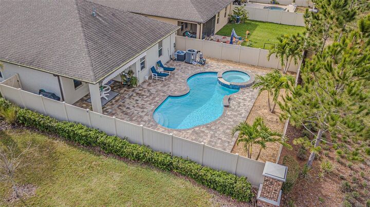 Property Photo:  9071 Pleasant Woods Drive  FL 34637 