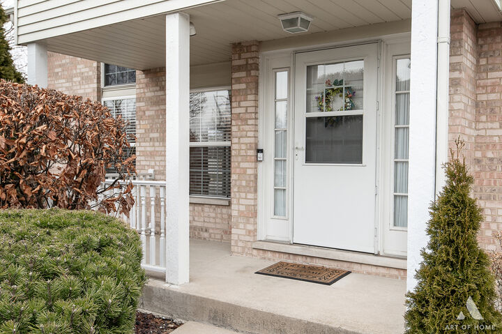 Property Photo:  7418 Linden Drive  IL 60458 