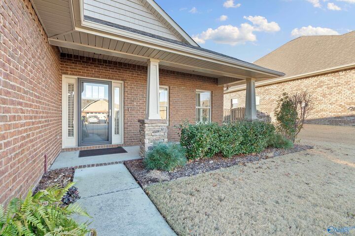 Property Photo:  12606 Holstein Lane SW  AL 35803 