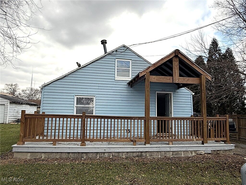 Property Photo:  906 Daniels Avenue  OH 45805 