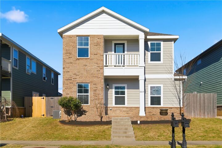 Property Photo:  6519 W Pleasant Way  AR 72758 