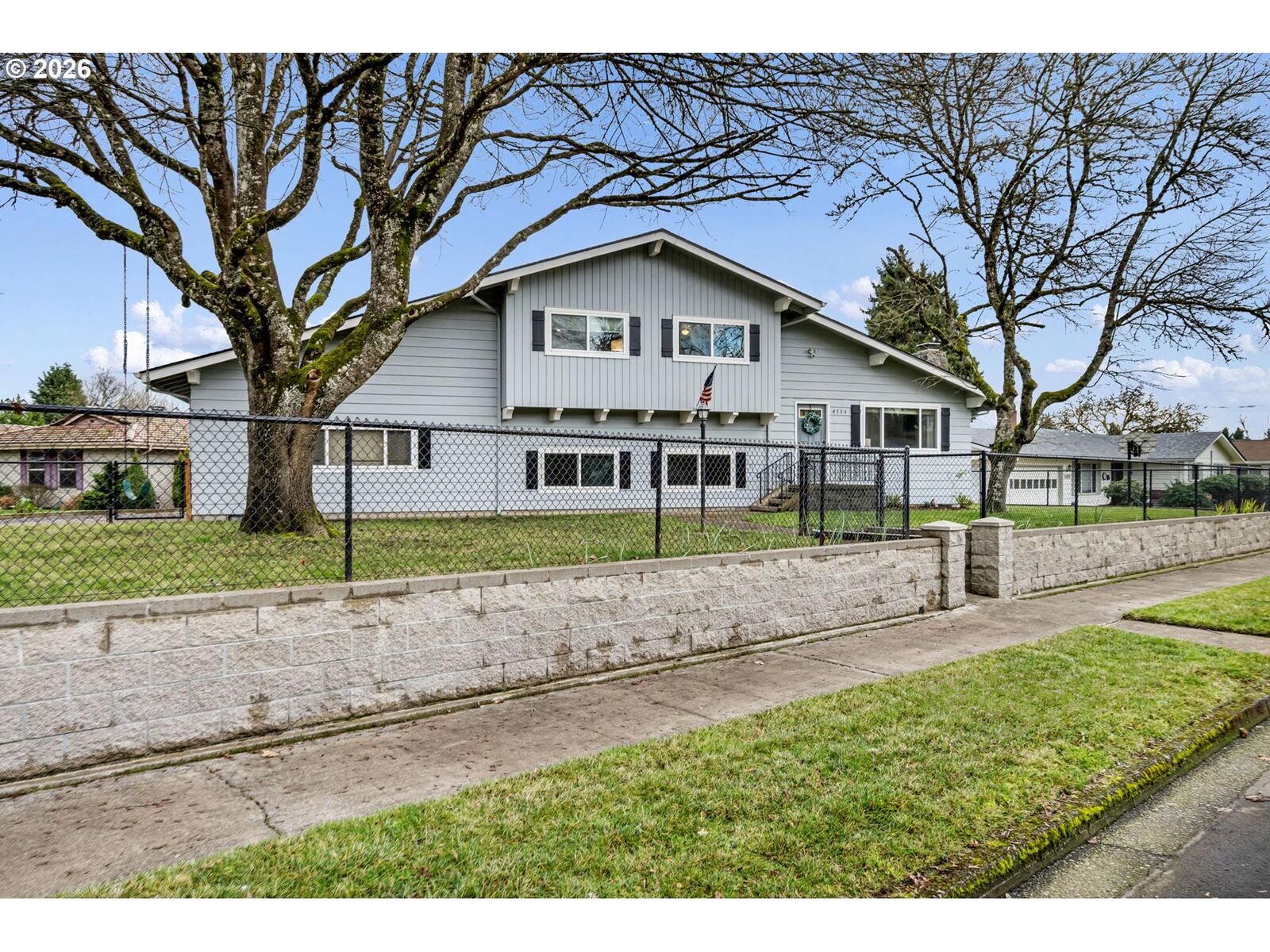 Property Photo:  4795 Thunderbird St  OR 97404 