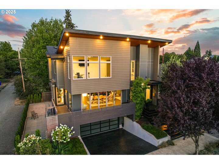 Property Photo: 7318 N Olin Ave OR 97203