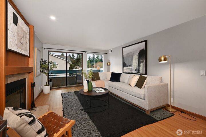 Property Photo:  12300  33rd Ave  NE 204  WA 98125 