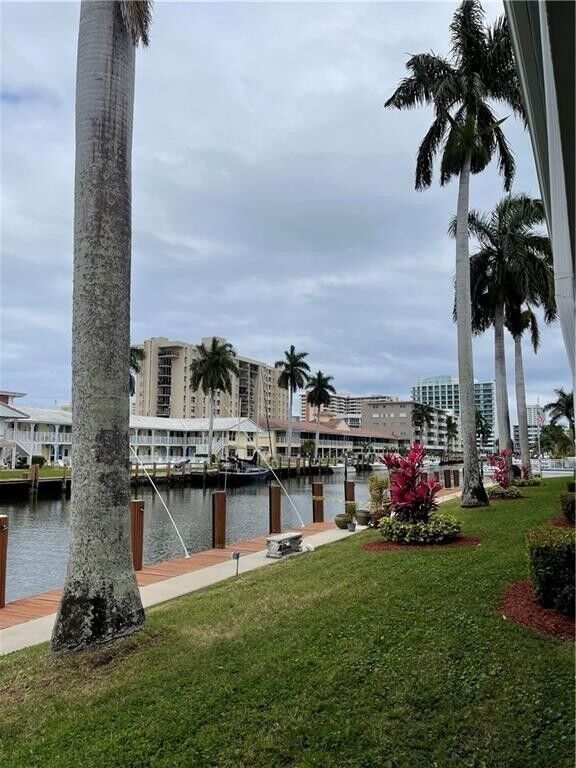 Property Photo:  2841 NE 32nd Street 1  FL 33306 