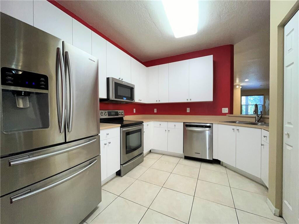 Property Photo:  2948 Crestwood Terrace  FL 33063 