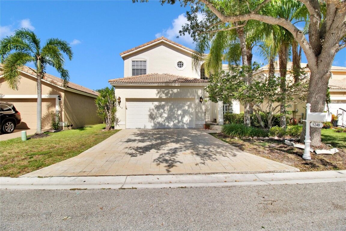 Property Photo: 5240 NW 112th Way FL 33076