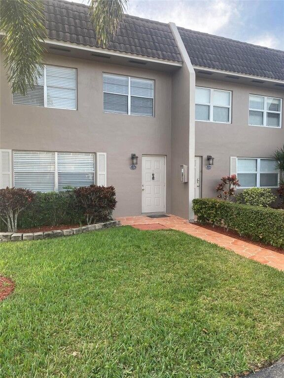 Property Photo: 9050 NW 28th Street 118 FL 33065