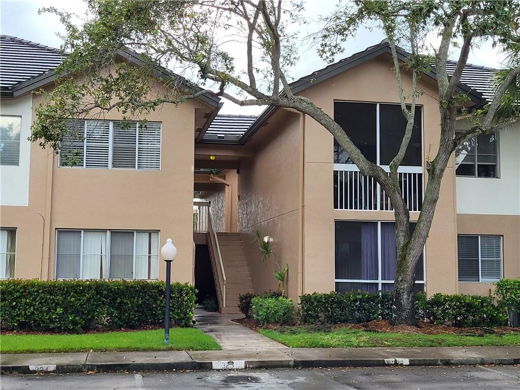 Property Photo:  9833 Westview Drive 812  FL 33076 