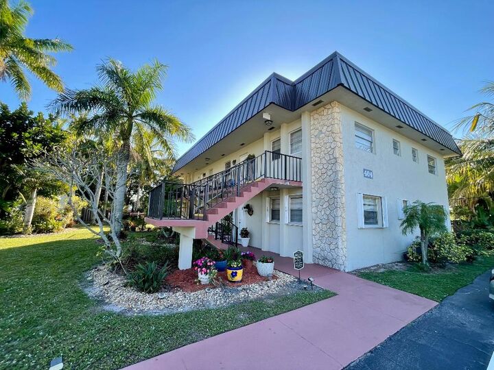 Property Photo:  404 Fern Street 3A  FL 33458 