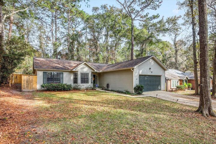 Property Photo: 8789 Minnow Creek Drive FL 32312