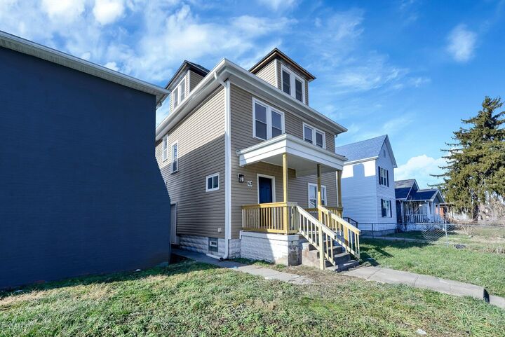 Property Photo:  63 Stevens Avenue  OH 43222 