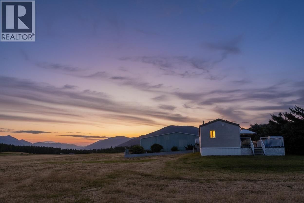 Property Photo: 2404 28th Street BC V0B 1G2