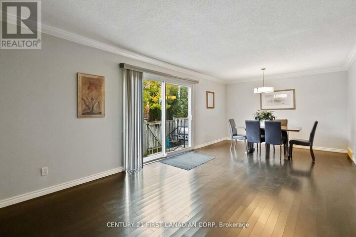 Property Photo:  120 Centre Street 85  ON N6J 4X4 