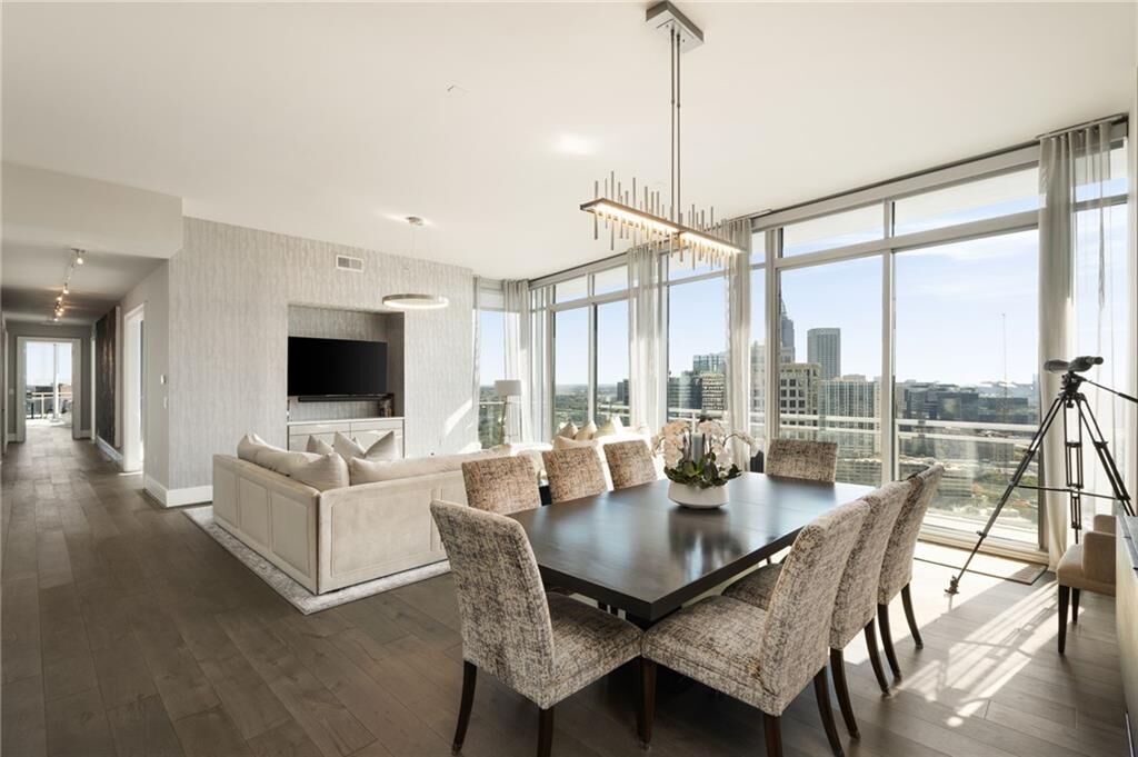 Property Photo:  1065 Peachtree Street NE 3604  GA 30309 