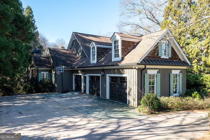 Property Photo:  1090 Scarlet Oak Circle  GA 30606 