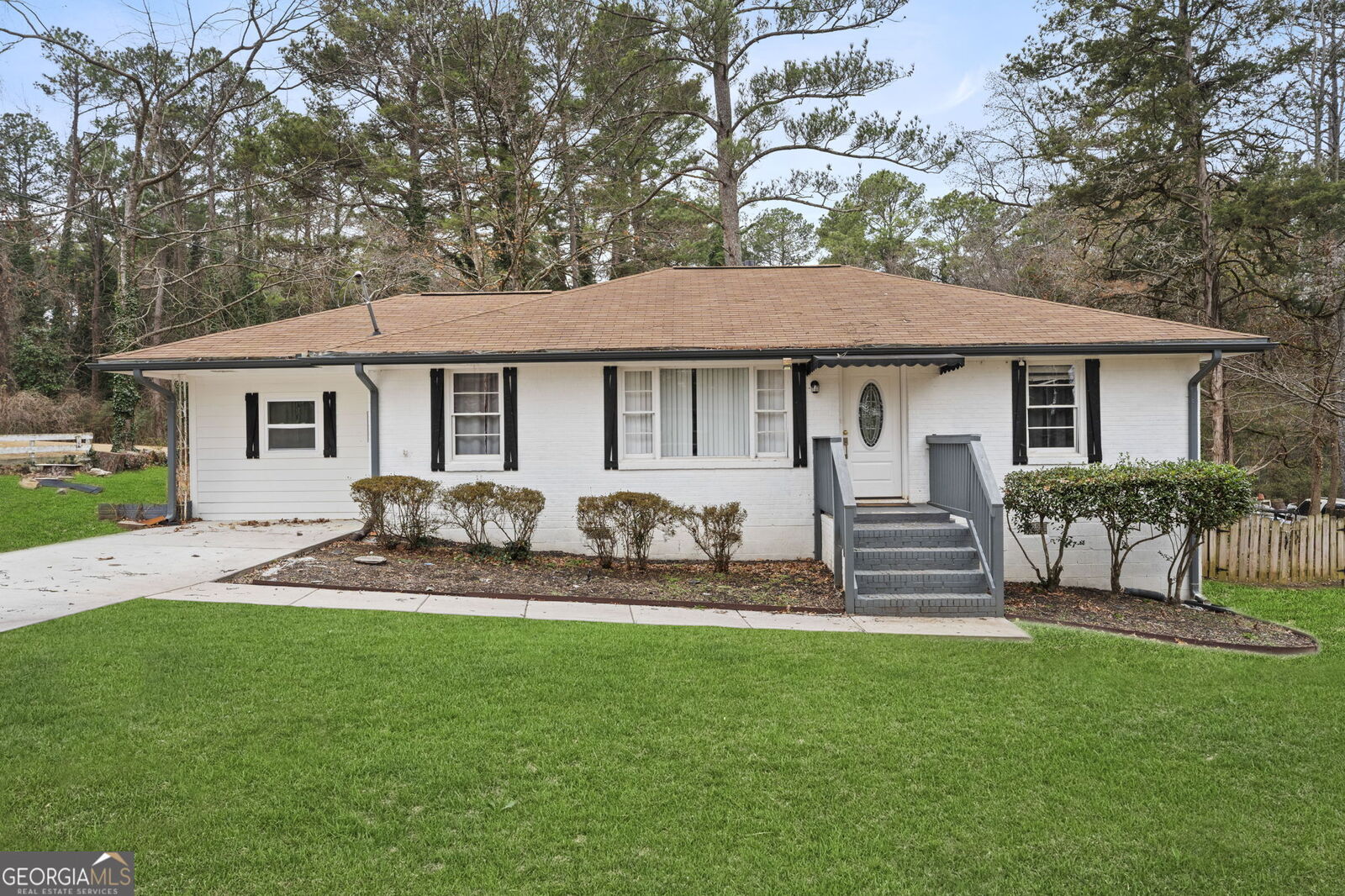 Property Photo: 1621 N Columbia Place GA 30032