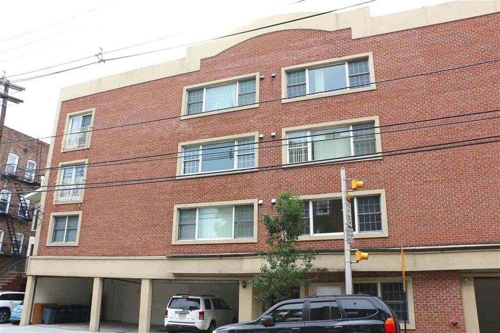 Property Photo:  2700 Summit Ave 202  NJ 07087 